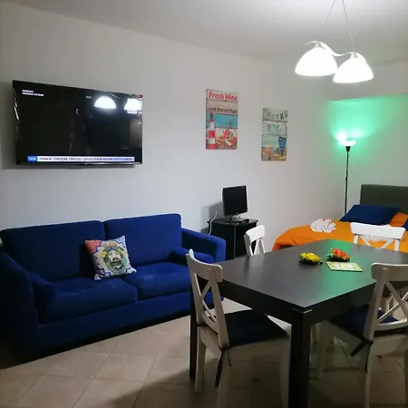 Tatil Evi Robert's Beachfront Roccalumera