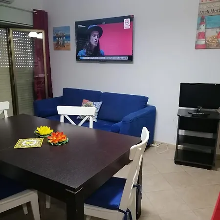 Robert's Beachfront Holiday home Roccalumera